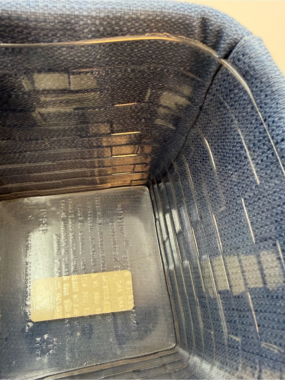 Vintage Longaberger Wood Tissue Basket W/Lid  Fabric & Clear Liner - Picture 6 of 12
